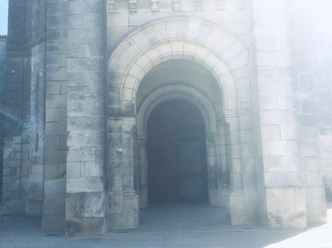 Eglise Notre-dame De L'assomption-Le Chateau d'Oleron必去景点