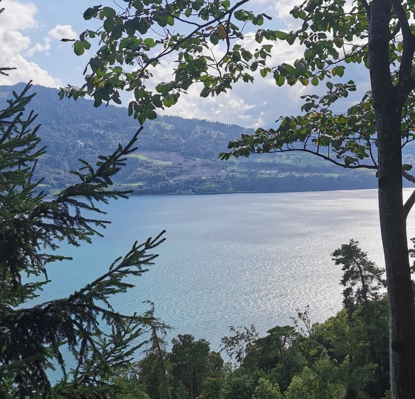 St. Beatus-Höhlen, Swiss Caves景点图片