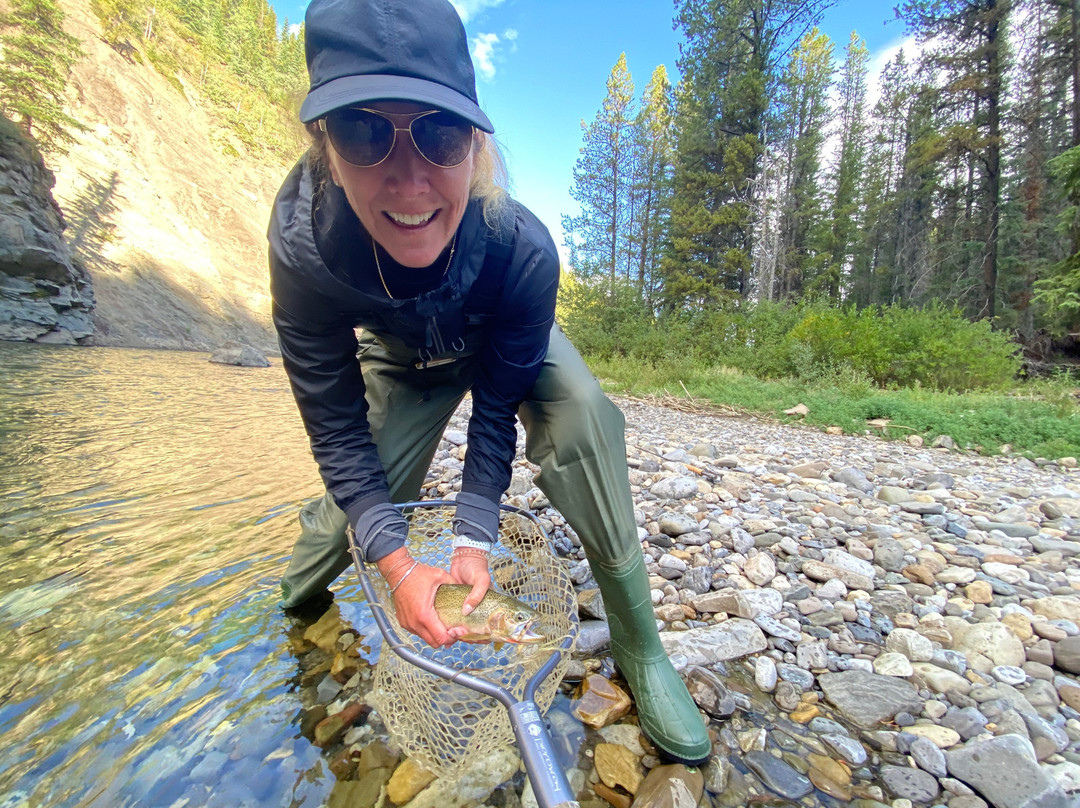 Forbidden Waters Fly Fishing-卡尔加里必去景点