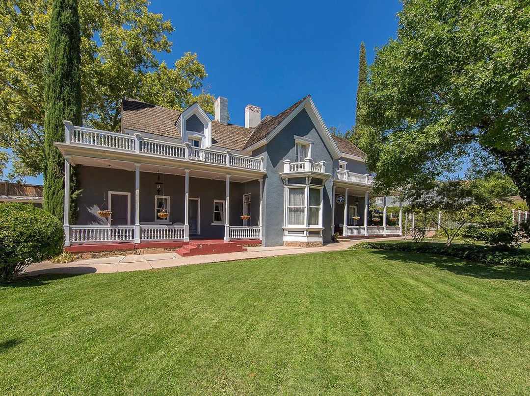 Ivins酒店住宿-The Mulberry Inn