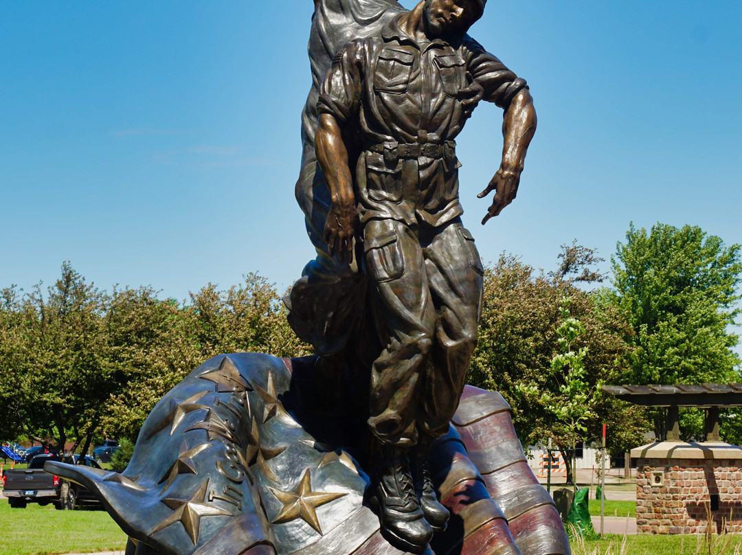 Veterans' Memorial Park景点图片