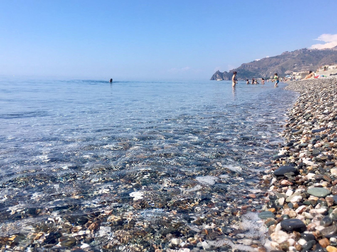 Spiaggia libera - Santa Teresa di Riva景点图片