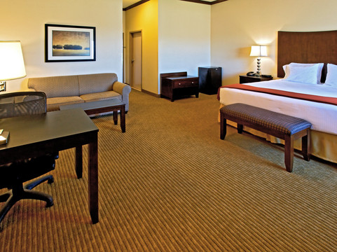 Holiday Inn Express & Suites Cleburne By IHG主图