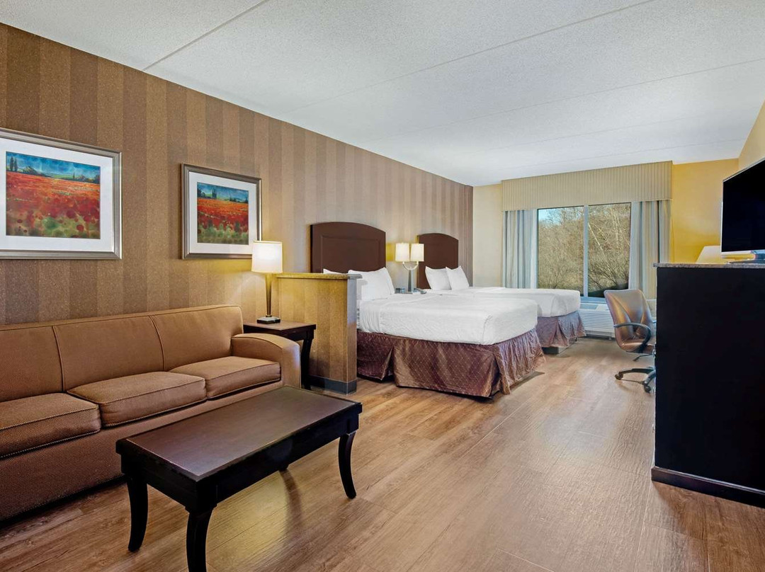 La Quinta Inn & Suites by Wyndham Bel Air/I-95 Exit 77A主图