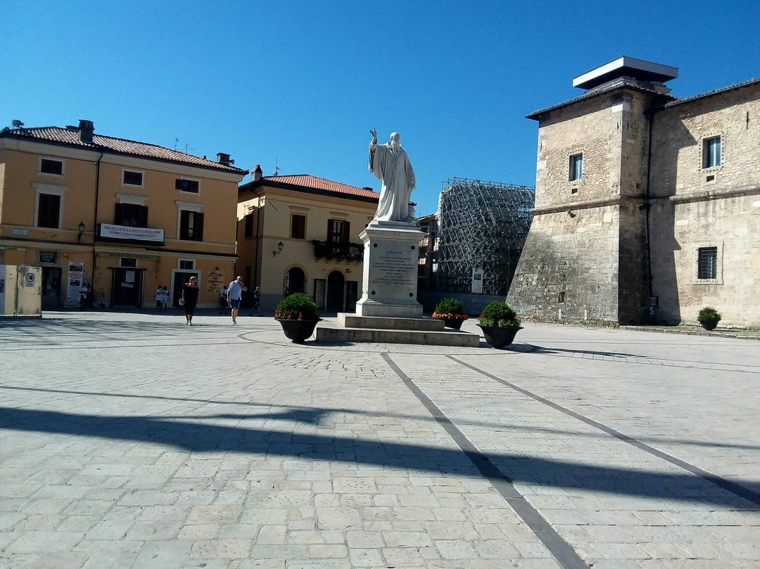 Statua Dedicata a San Benedetto Santo Patrono景点图片