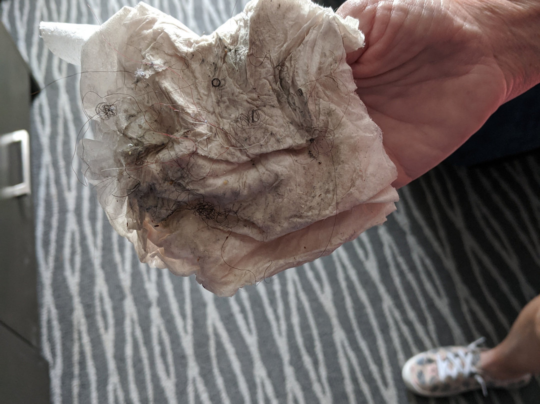 Airport Inn & Suites主图