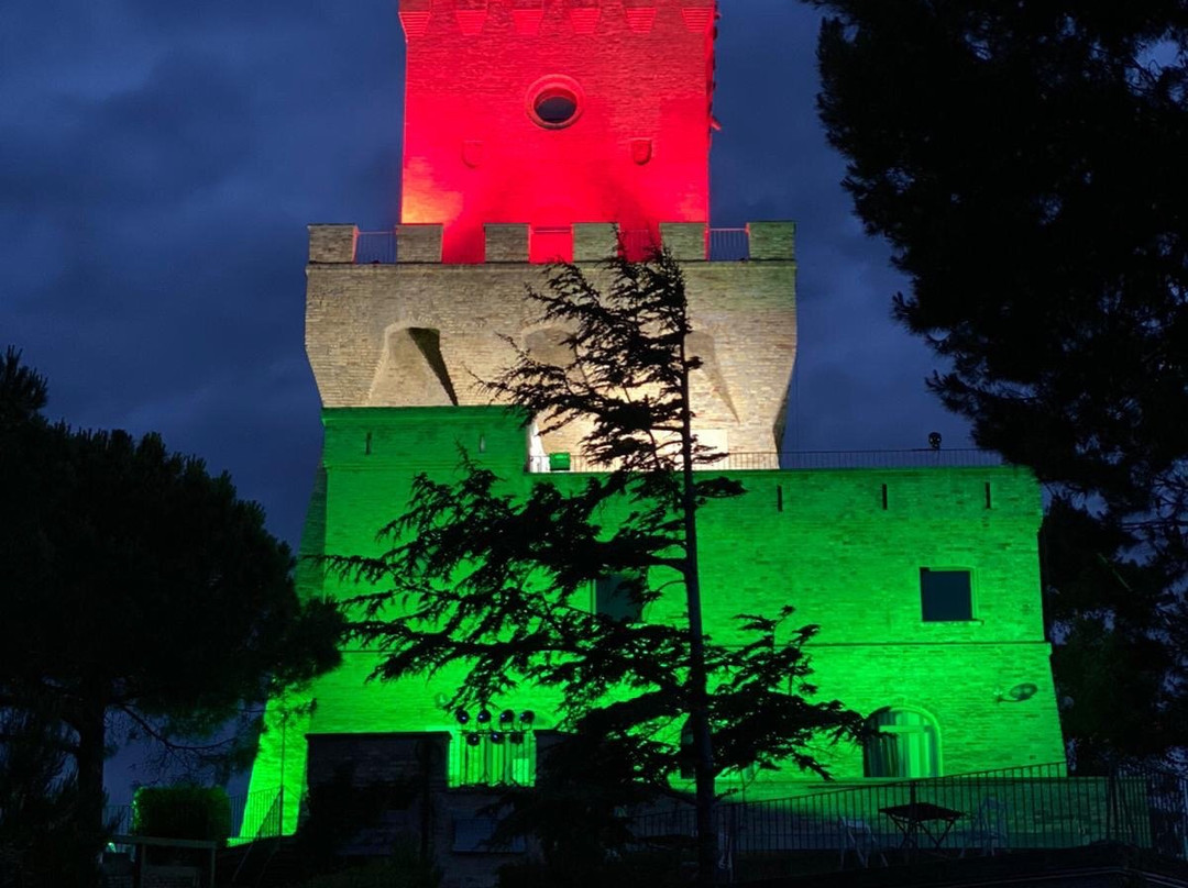 Torre di Cerrano-Pineto必去景点