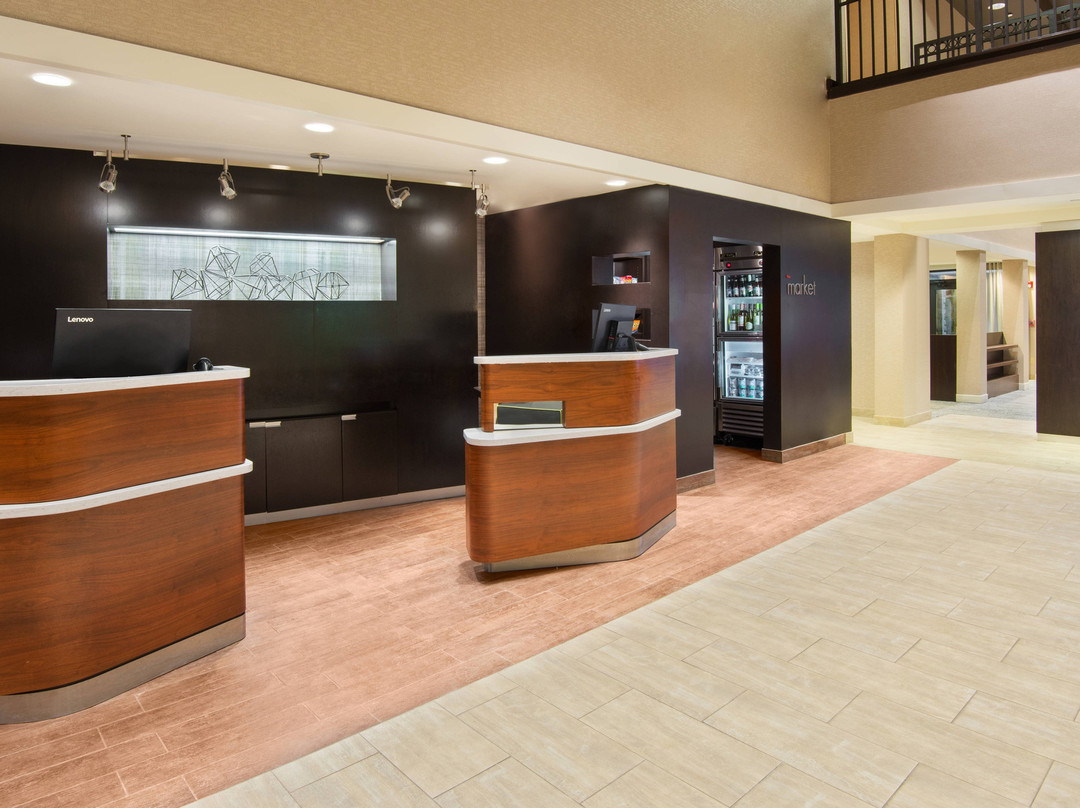 Courtyard by Marriott Springfield Airport主图