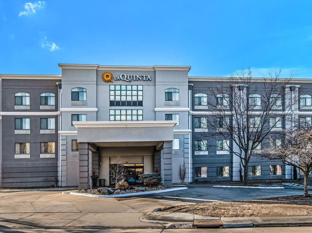 La Quinta Inn & Suites by Wyndham Kearney主图