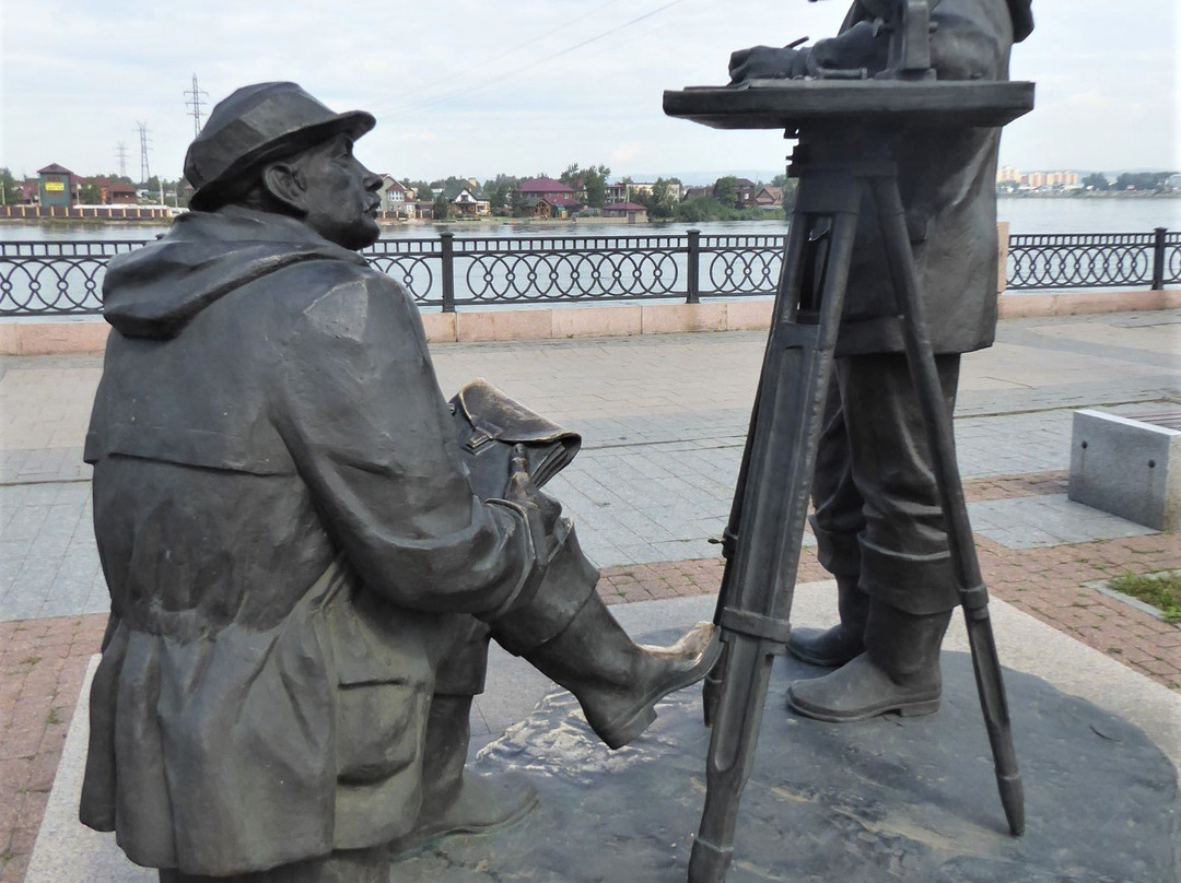 Monument to Surveyors-伊尔库茨克必去景点