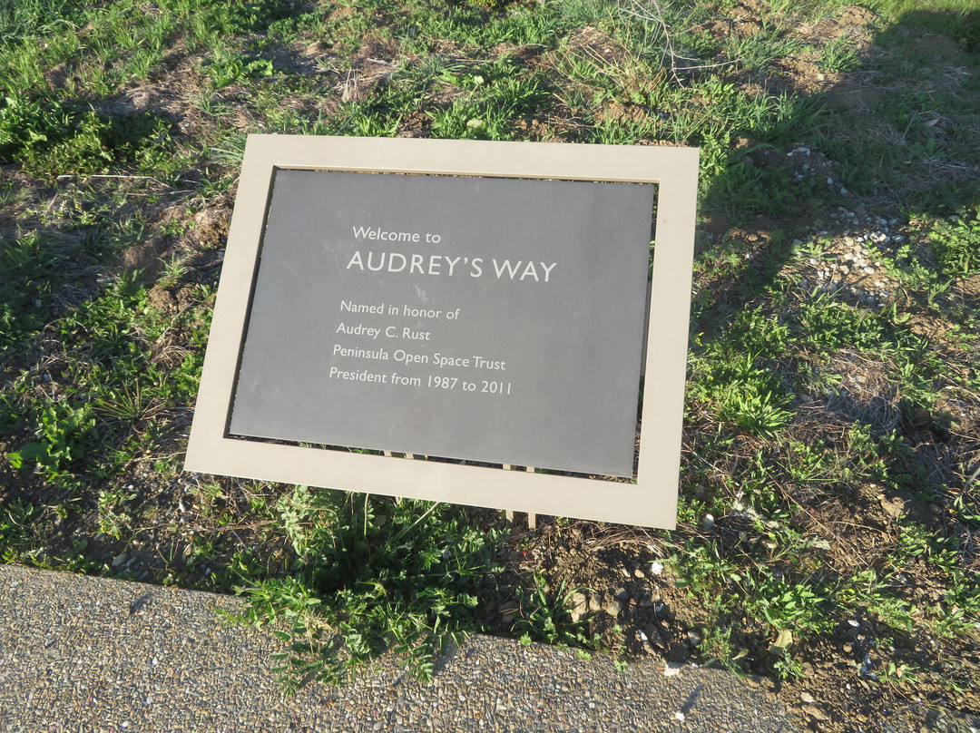 Russian Ridge Open Space Preserve景点图片