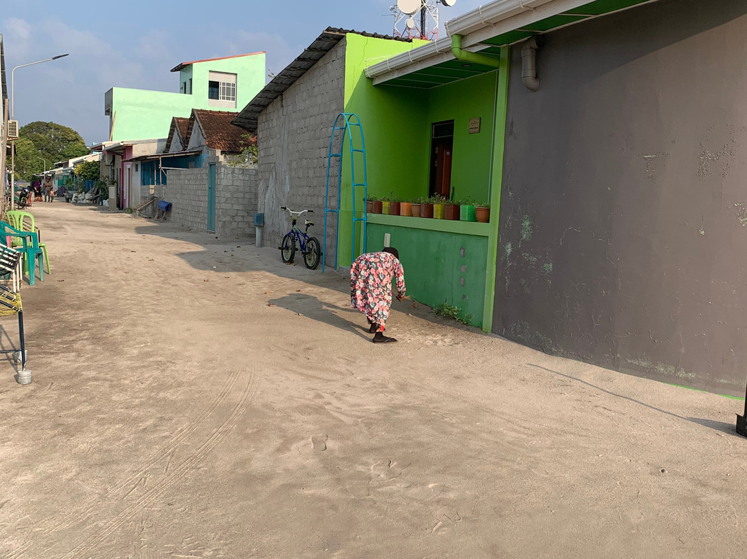 Ocean Village Maldives主图