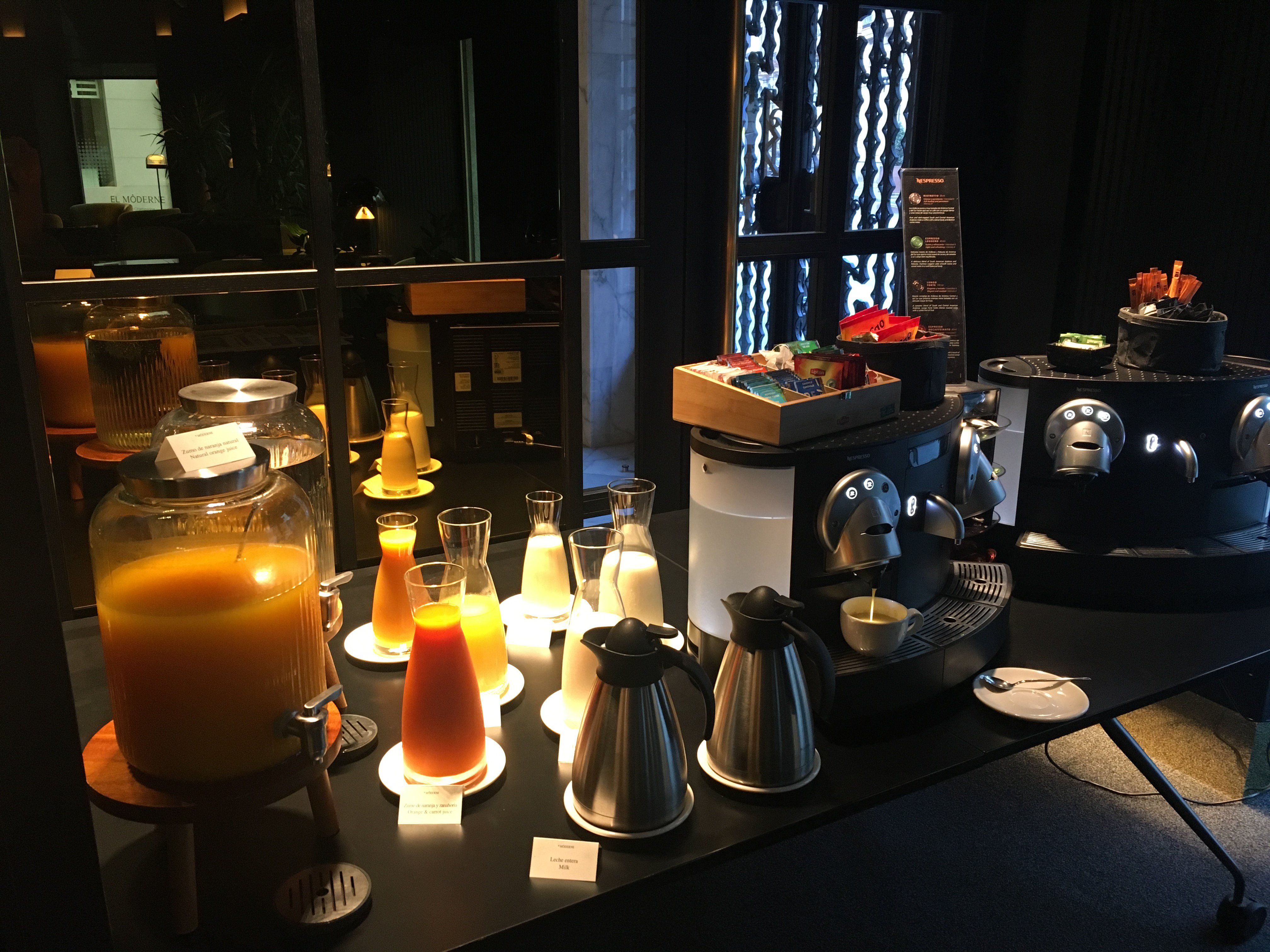 El Môderne Hotel-餐饮