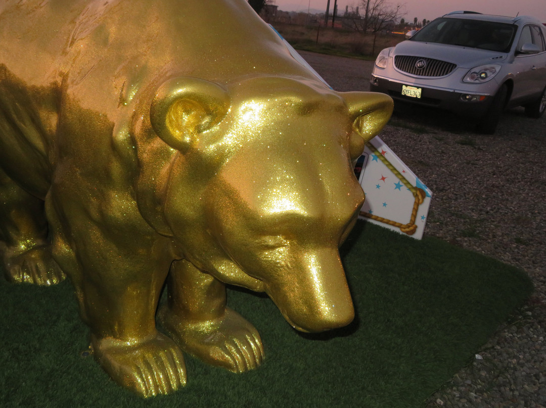 Merced County旅游景点-In Memory of Evelyn and Bud Butler Memorial