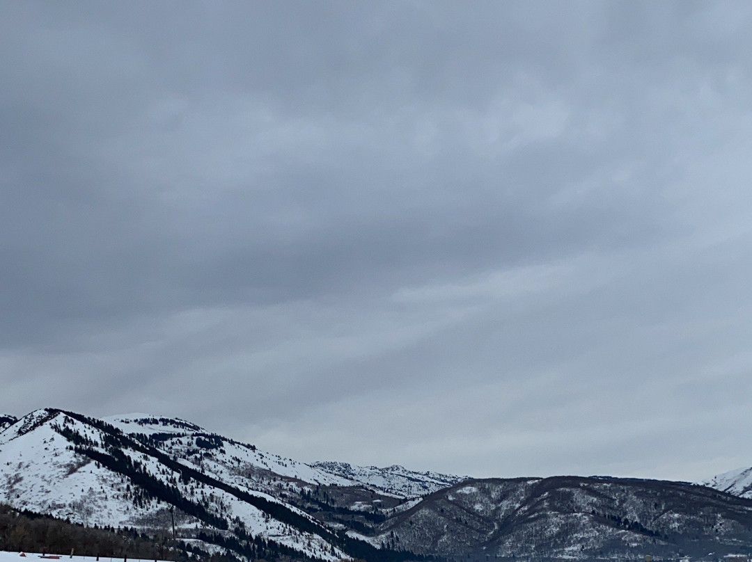 Nordic Valley Ski Resort景点图片