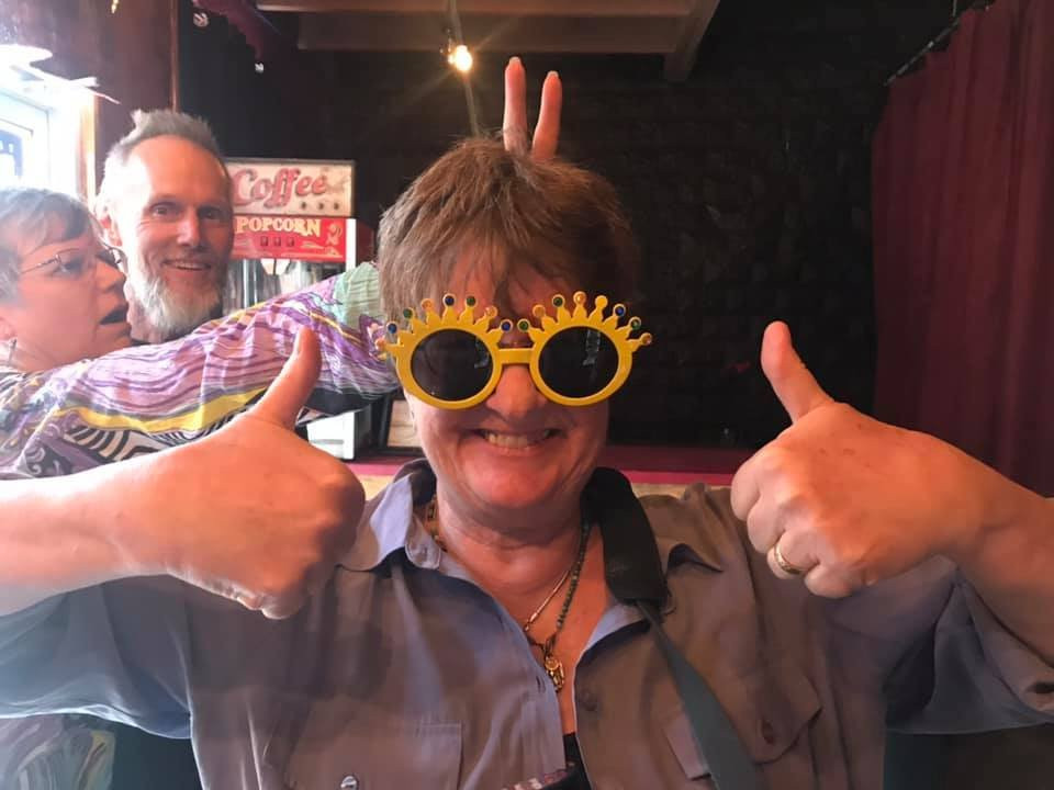 Blue Ridge Movie Lounge-West Jefferson必去景点