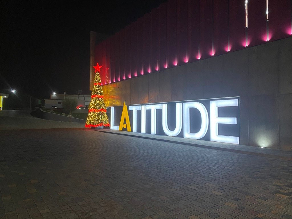 Latitude Tirana-地拉那必去景点