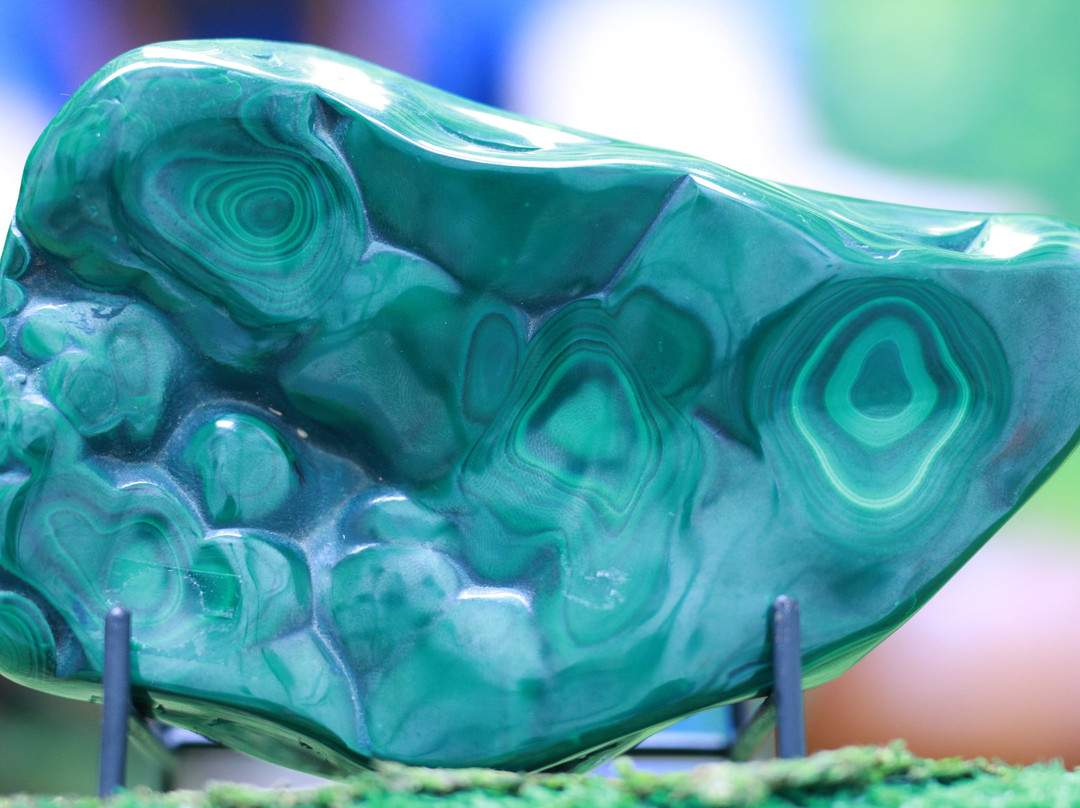 Cosmic Cuts-落基山城必去景点