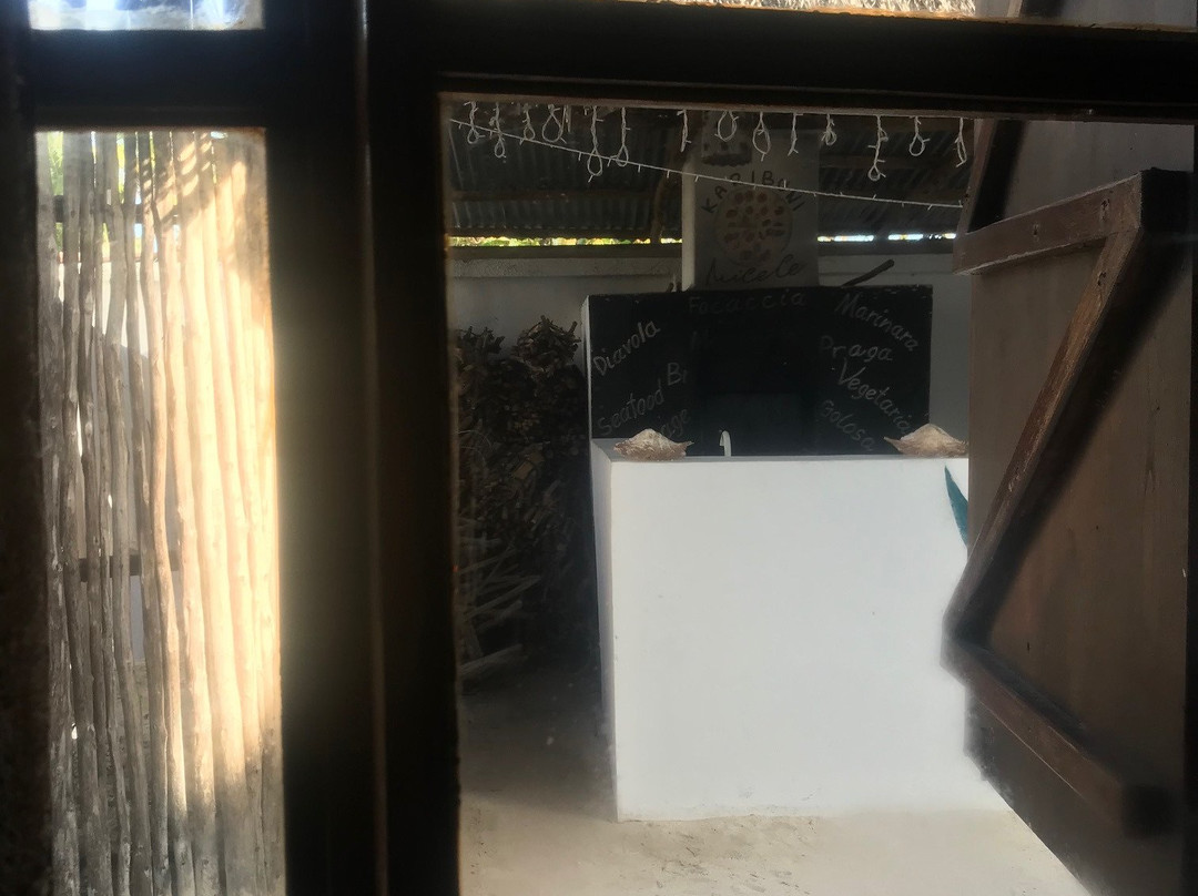 Milele Beach Resort主图