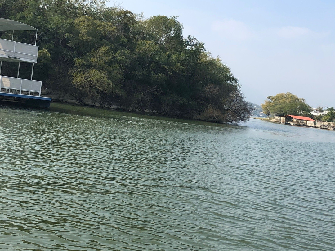 Presa La Boca-Santiago必去景点