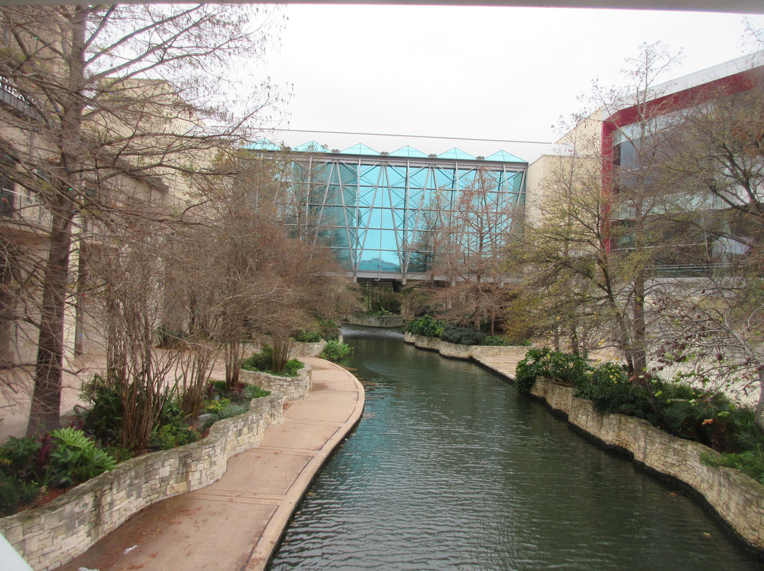 Henry B. Gonzalez Convention Center-圣安东尼奥市必去景点