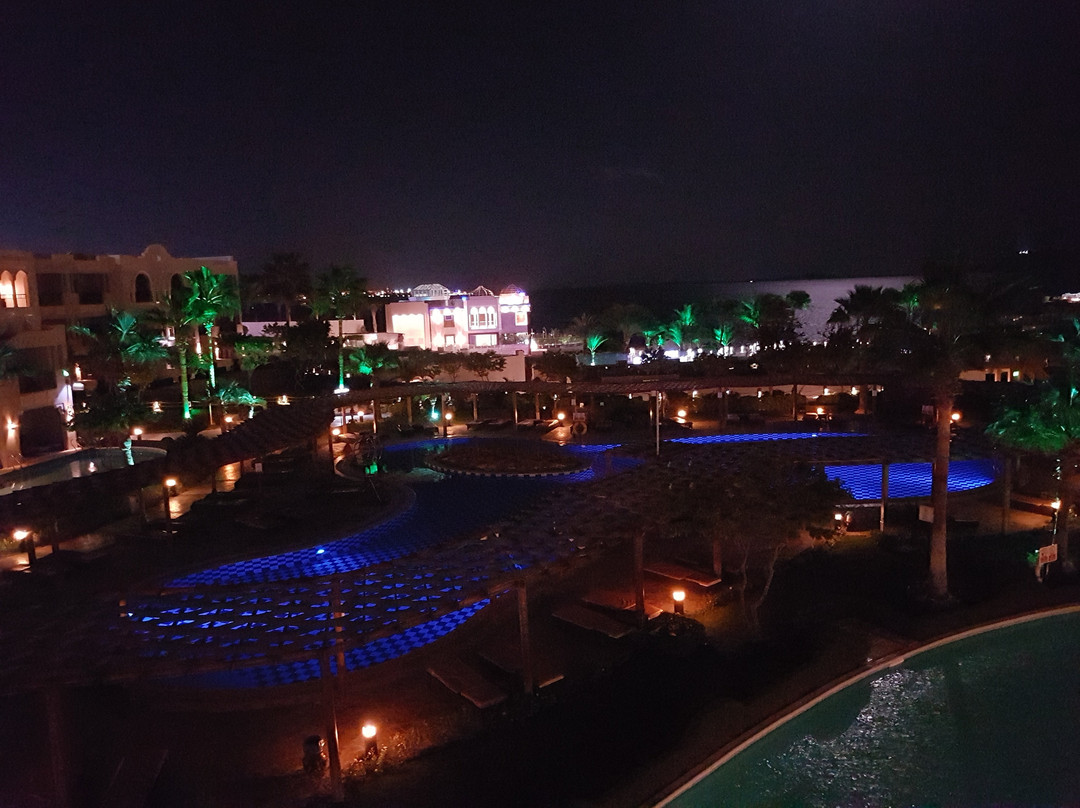 Sunrise Beach Resort主图