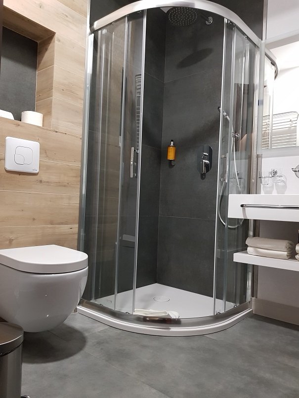 Hotel Europa Starachowice-浴室