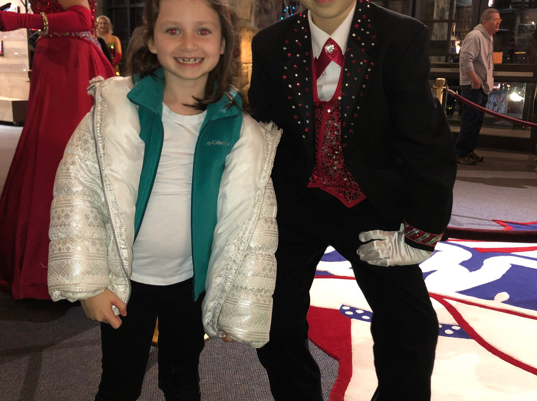 Country Tonite Theatre-皮金福奇必去景点