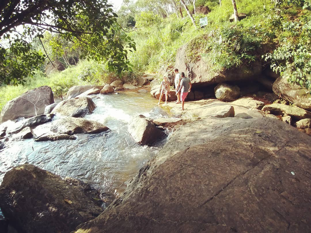 Thudugala Ella Waterfall景点图片