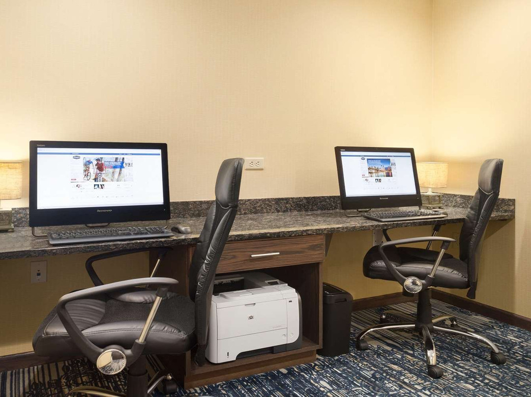 肯纳威克南脊恒庭酒店主图