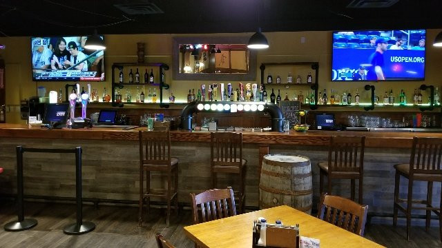 Bonnyville Neighbourhood Inn主图