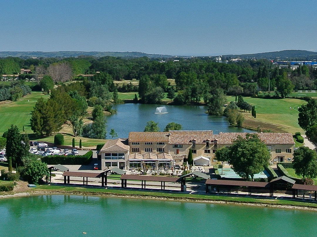 Vedene餐馆和美食-Les Terrasses du Lac