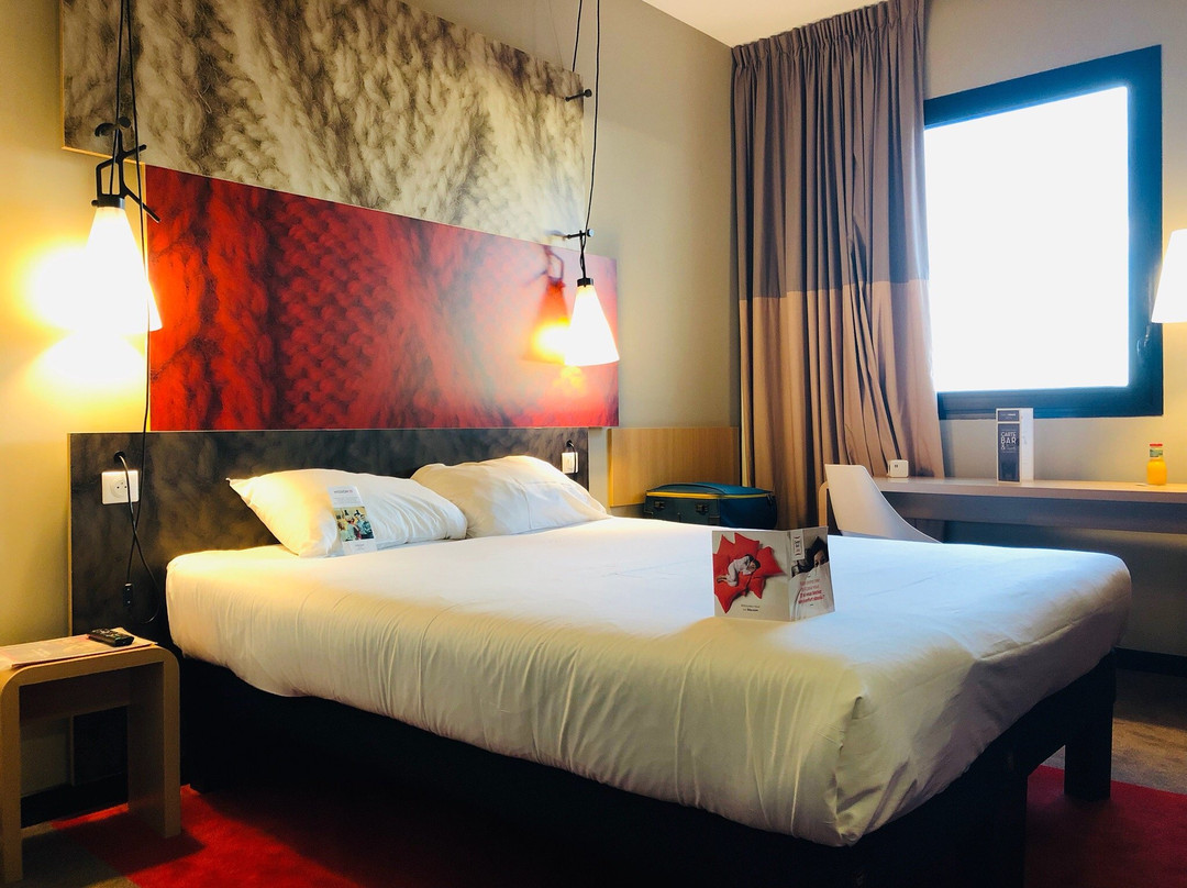 宜必思尼奥尔东孟戴斯弗朗斯酒店主图