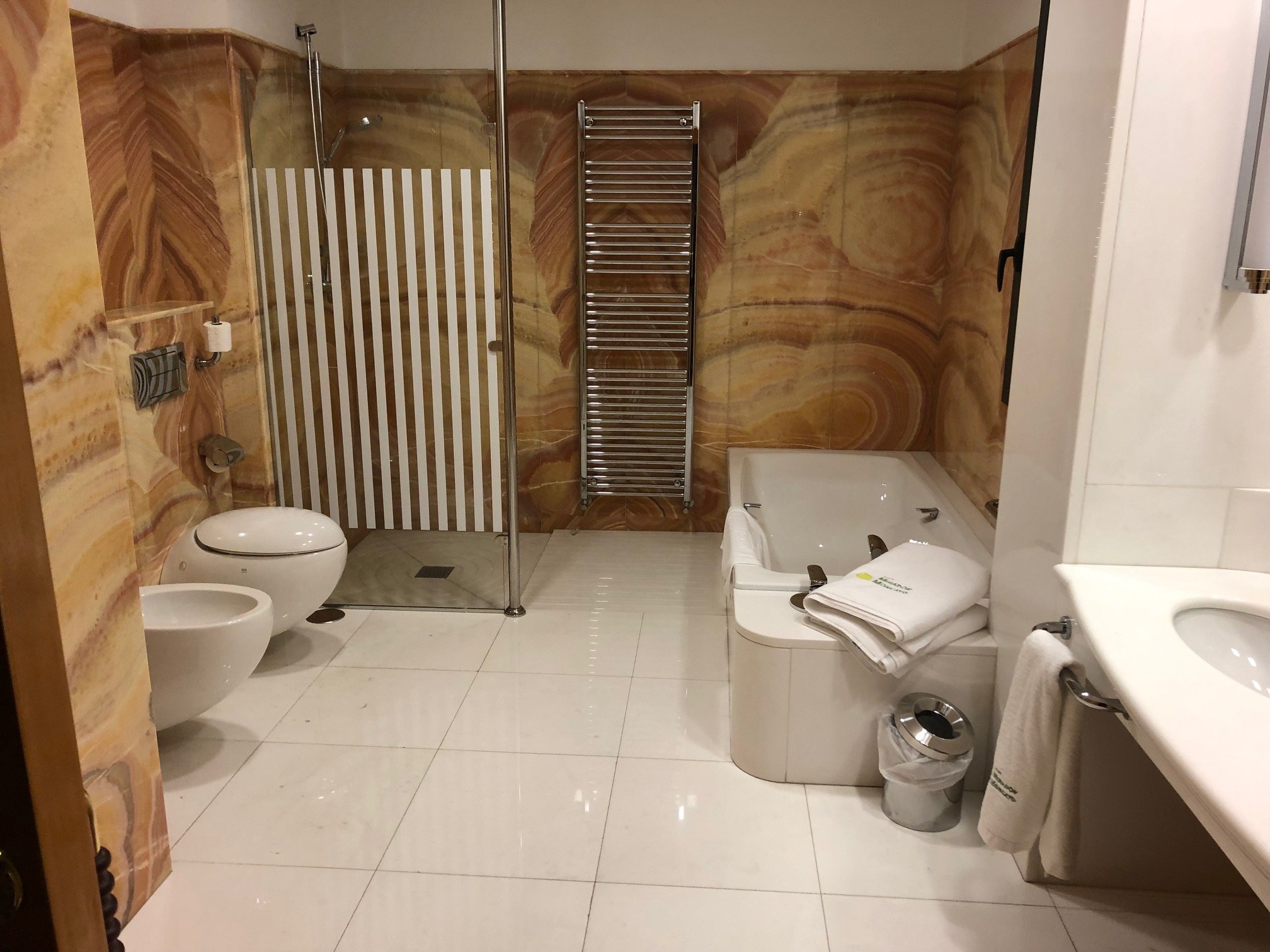 Hotel Mirador del Moncayo-浴室
