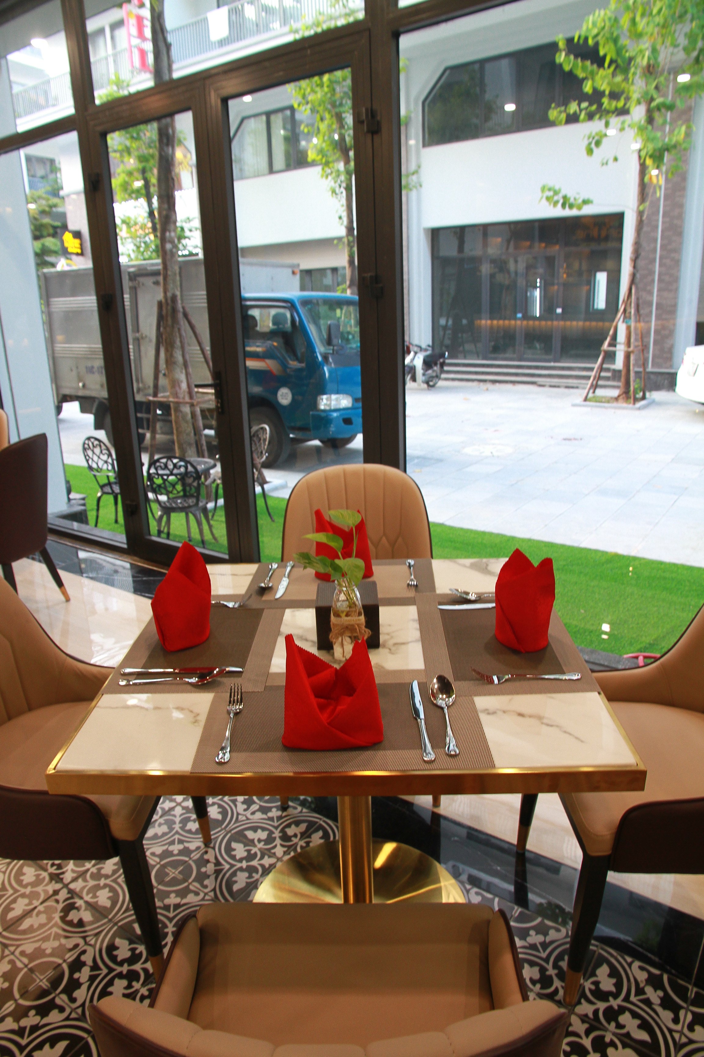 Top One Halong Hotel-餐饮