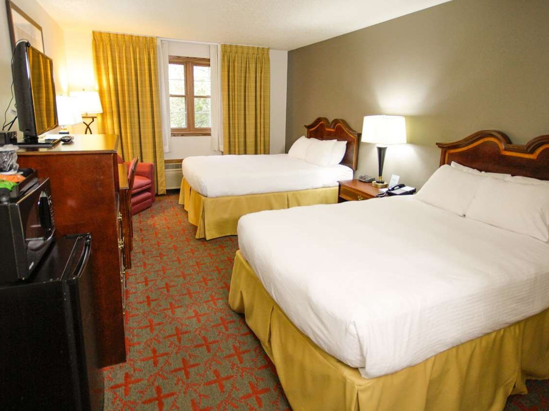 Harbor Winds Hotel主图