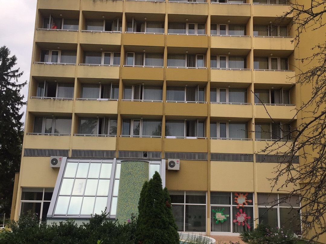 赫利俄斯旅馆主图