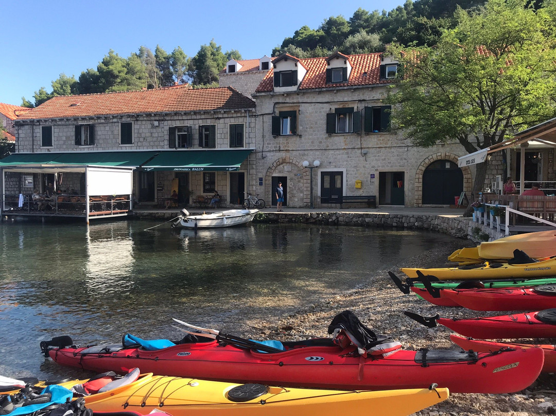 Outdoor Croatia Sea Kayaking景点图片