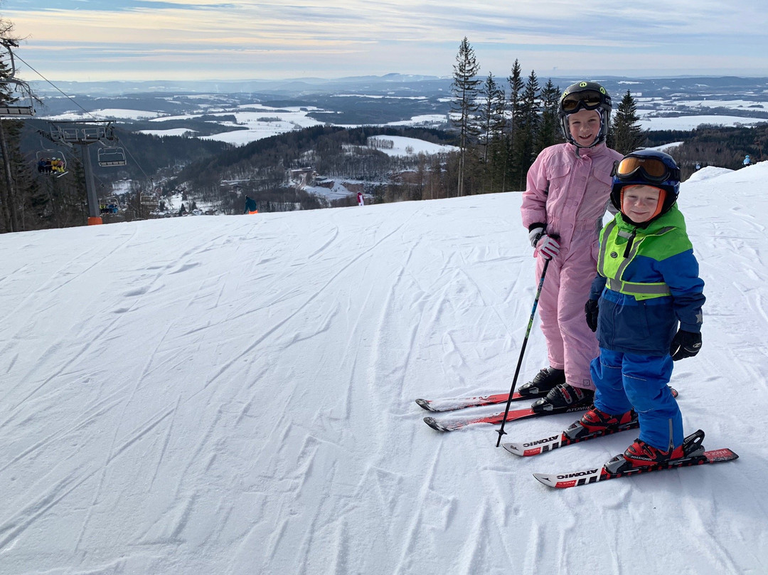 Ski-resort Černá Hora - Pec-Janske Lazne必去景点