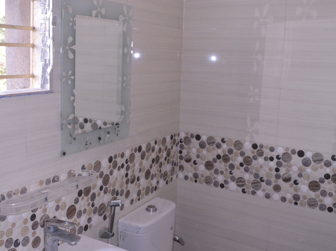 Oishi Plaza Hotel & Banquets主图