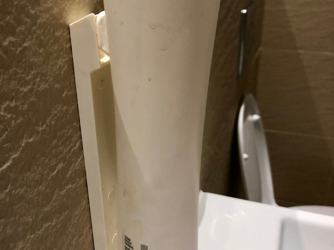 瑞士艾迪索酒店主图