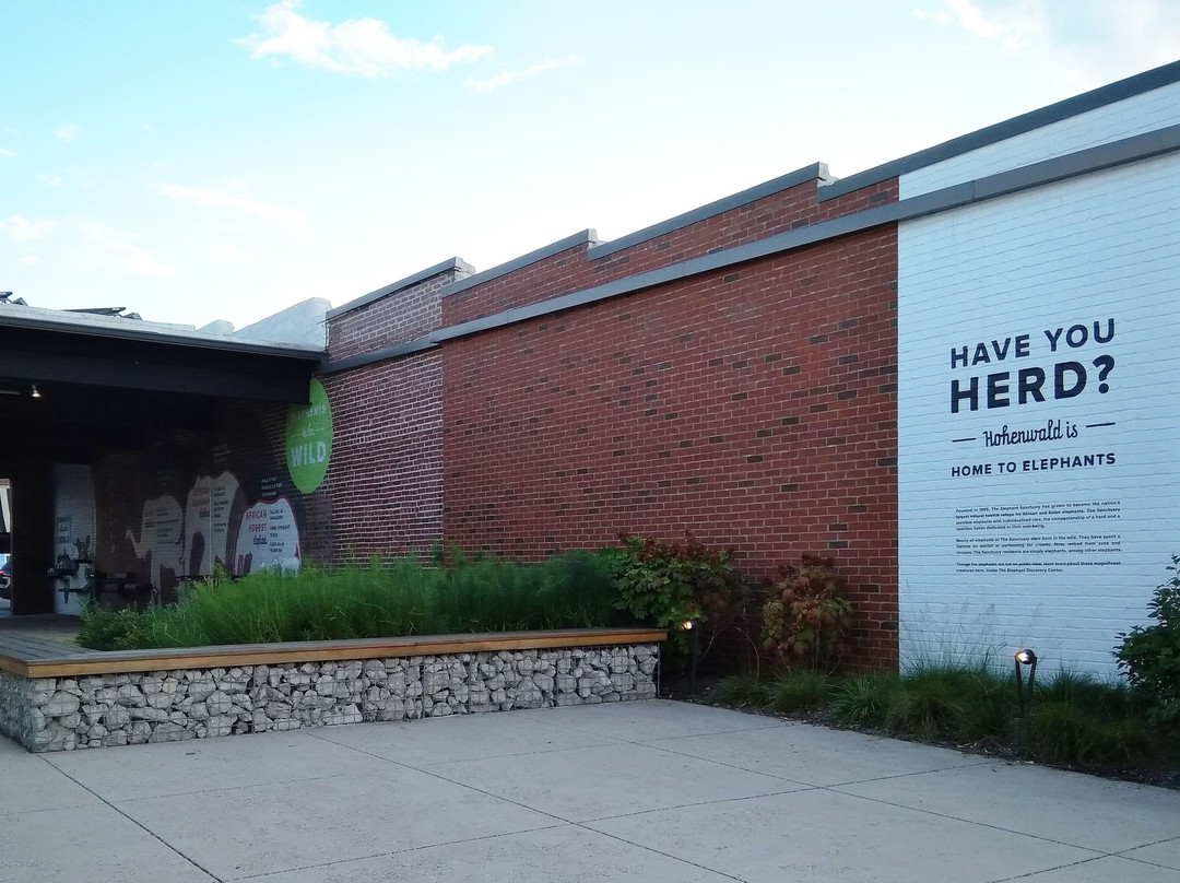 The Elephant Discovery Center-Hohenwald必去景点