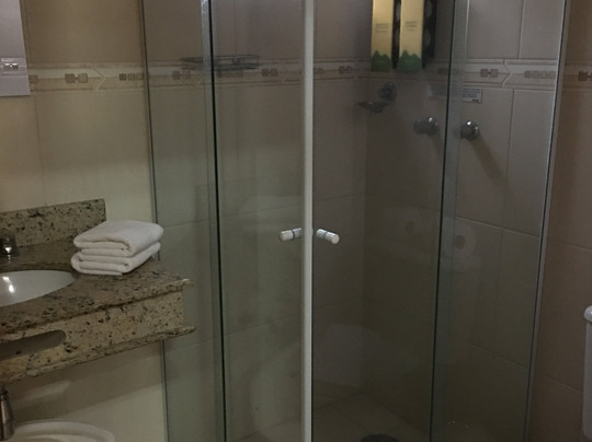 橄榄山度假酒店主图