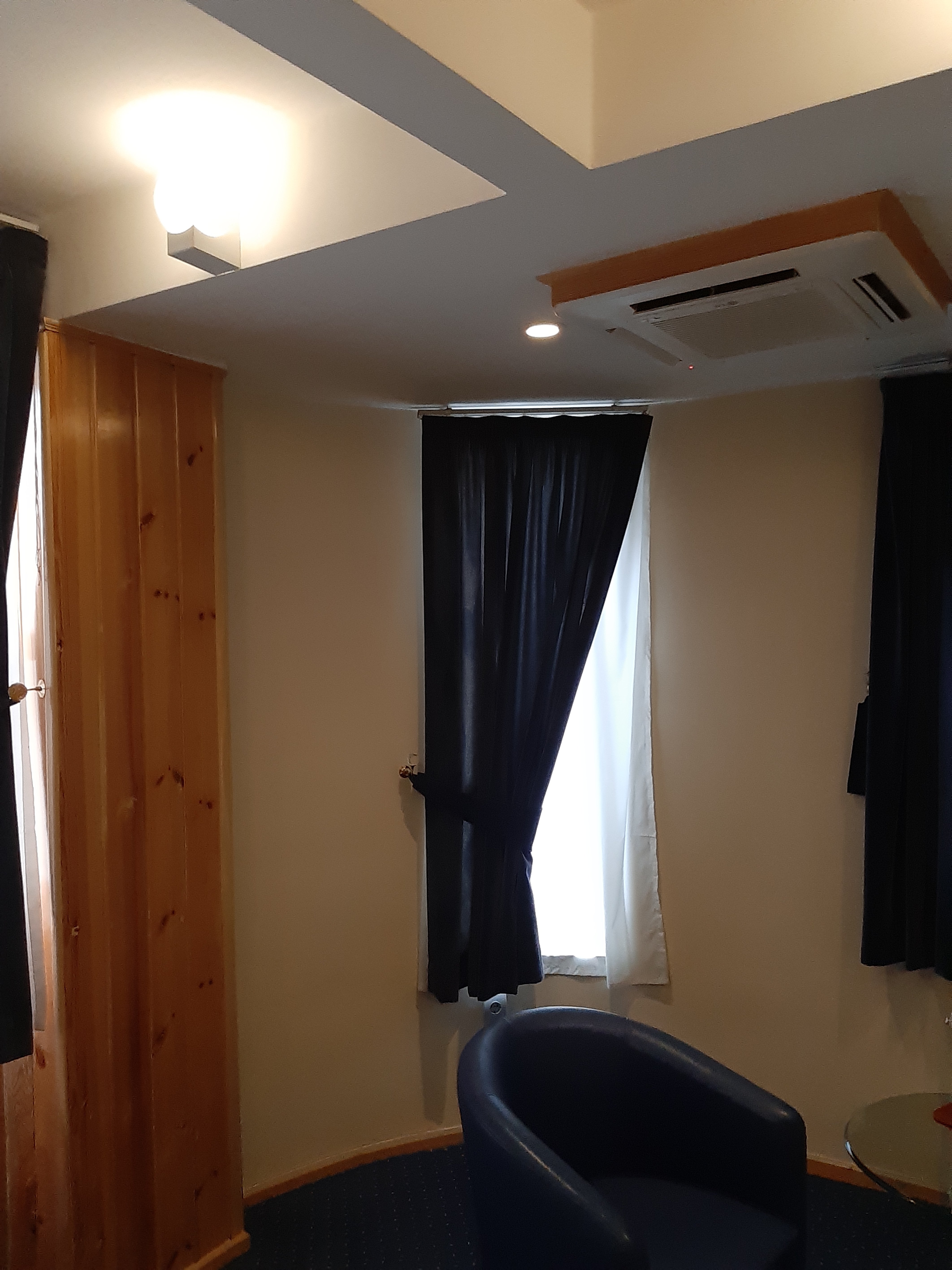 Setaregan Hotel-官方