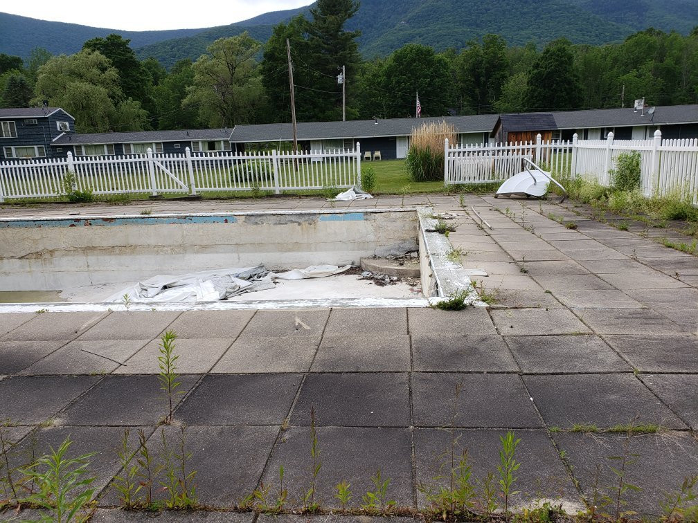 Weathervane Motel主图