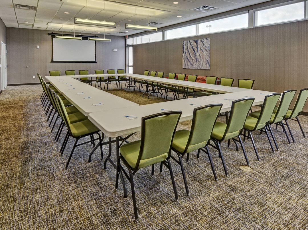 俄克拉荷马市穆尔万豪SpringHill Suites 酒店主图