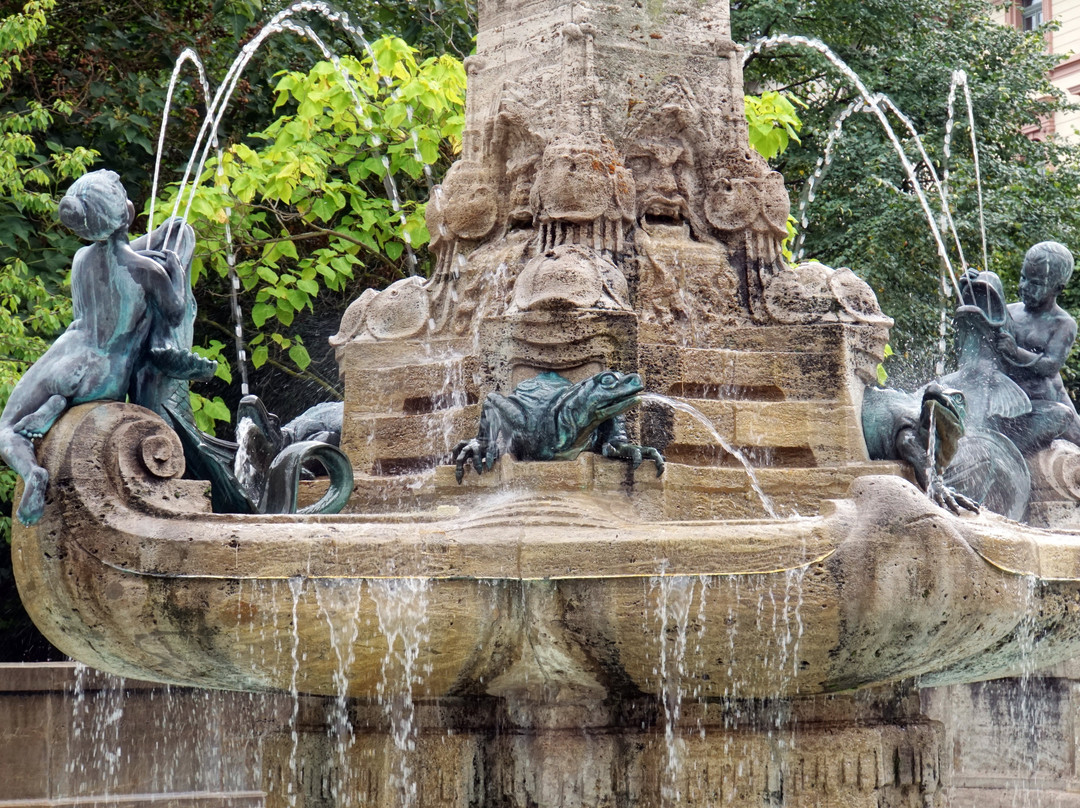 Marchenbrunnen -  fountain of fairy tales景点图片