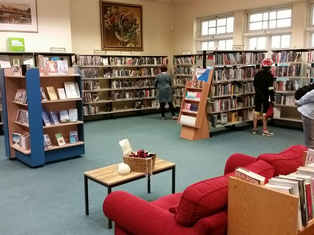 Falmouth Library景点图片