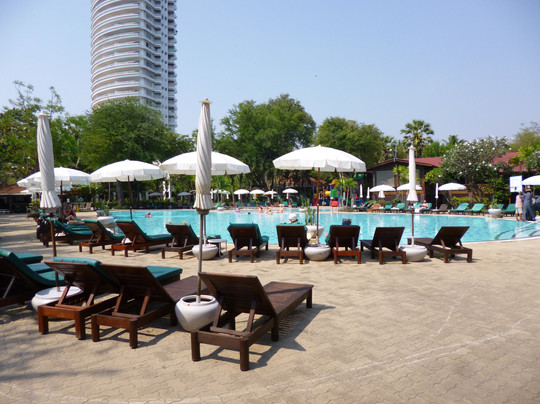 丽晶海滩假日度假村主图