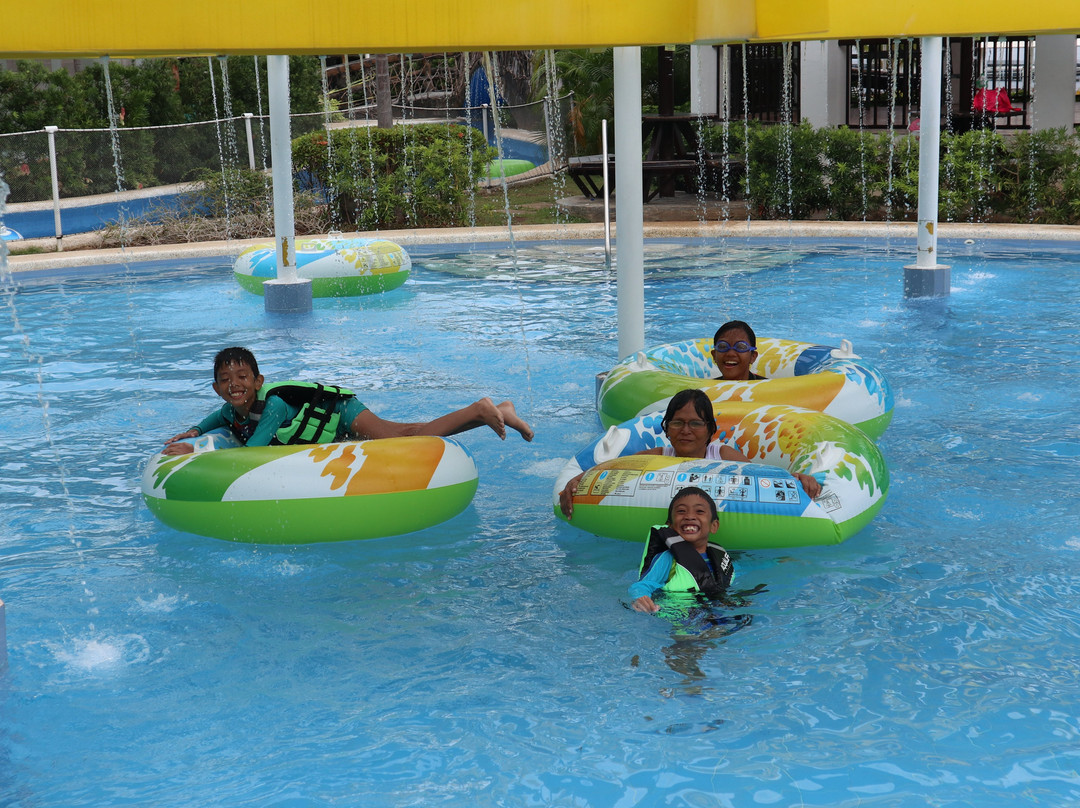 Adventure Beach Waterpark-苏比克湾自由贸易区必去景点